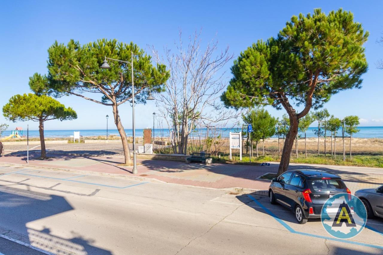Casa Del Bello - Appartamento Di Fronte Al Mare A Silvi 실비마리나 외부 사진